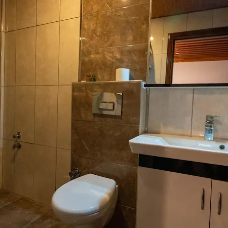 Antalya Inn Hotel ホテル アンタルヤ