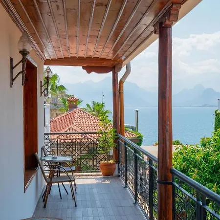 Antalya Inn Hotel ホテル