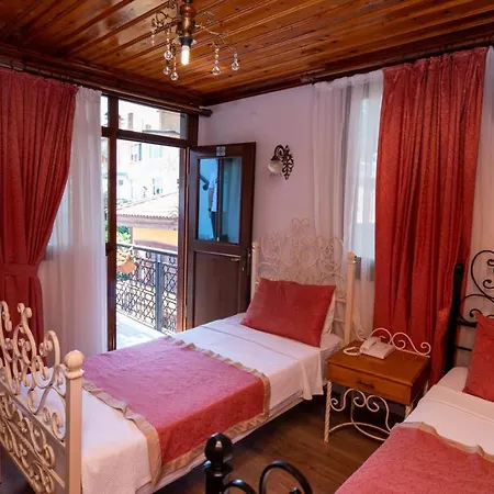 Antalya Inn Hotel ホテル