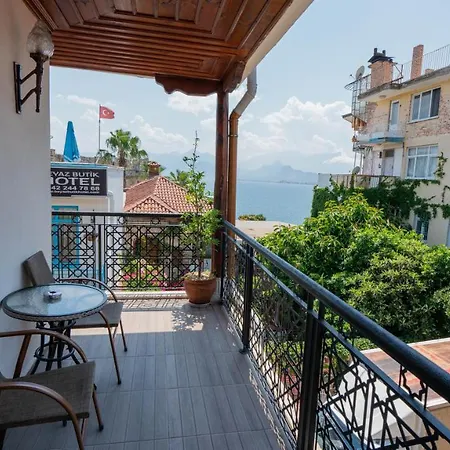 Antalya Inn Hotel ホテル アンタルヤ