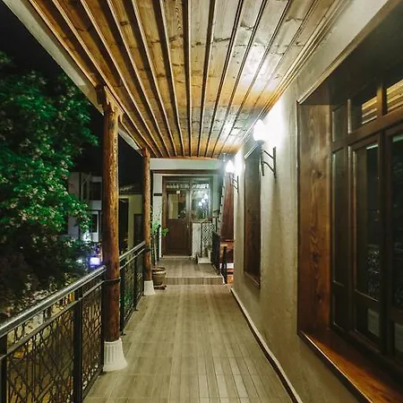 ホテル Antalya Inn Hotel アンタルヤ
